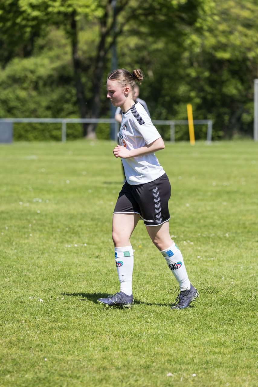 Bild 132 - F SV Henstedt Ulzburg - SV Fortuna Boesdorf : Ergebnis: 3:1